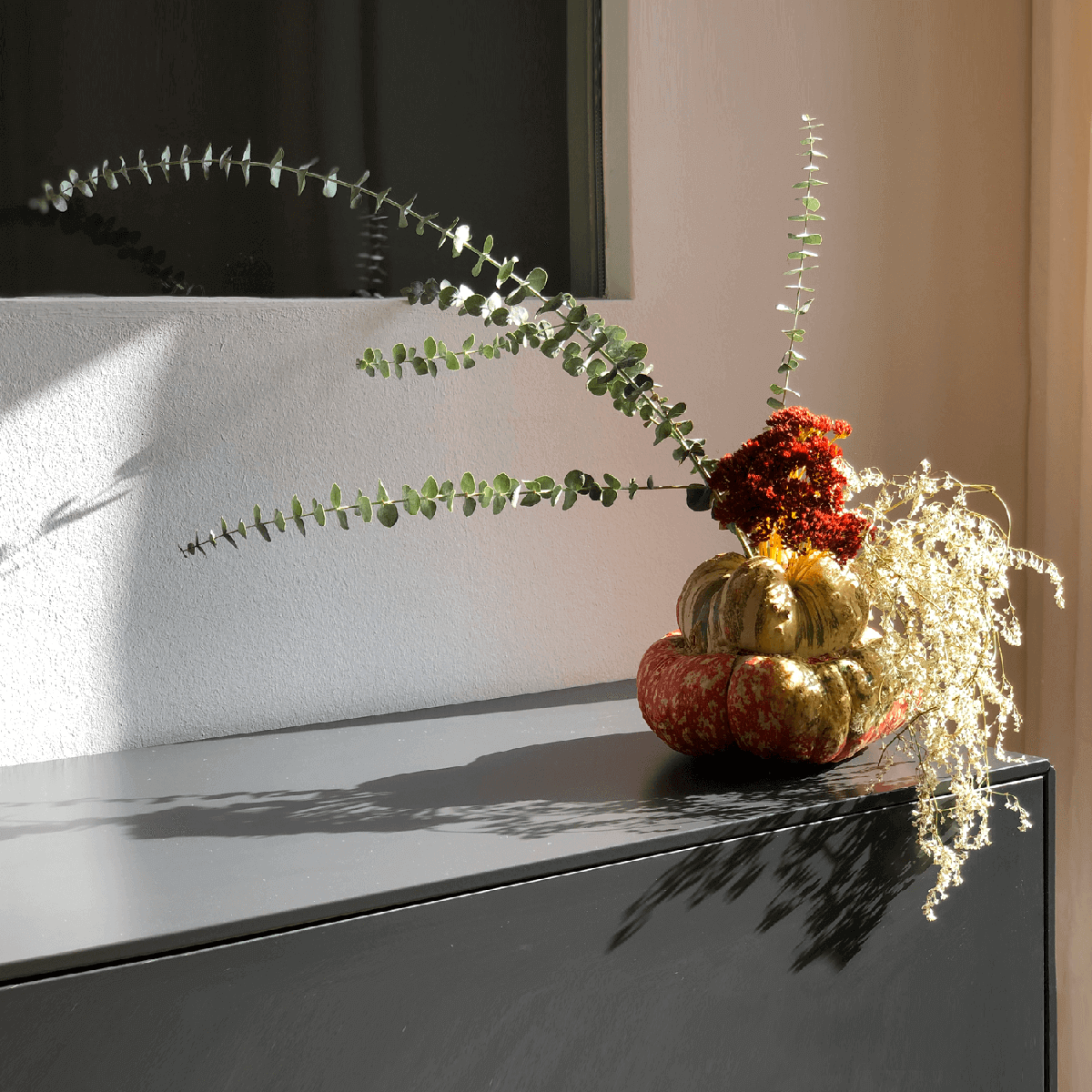 Flower arrangement by Pseudanthium